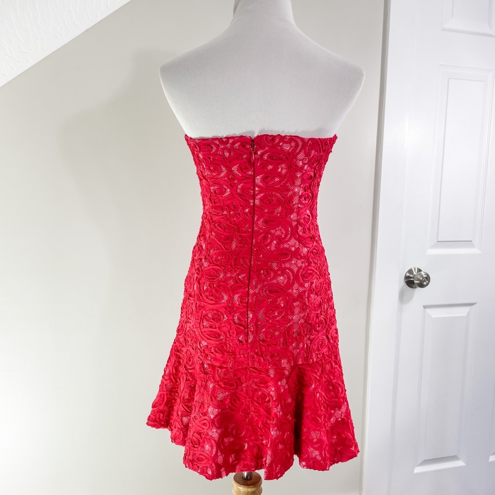 ❌ sold - BCBG MaxAzria rosette cocktail dress - Picture 3 of 6